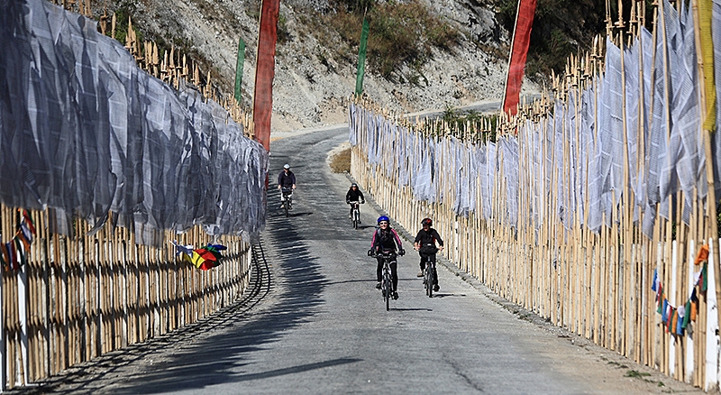 Cycle Tour in Bhutan, Tour of the Dragon