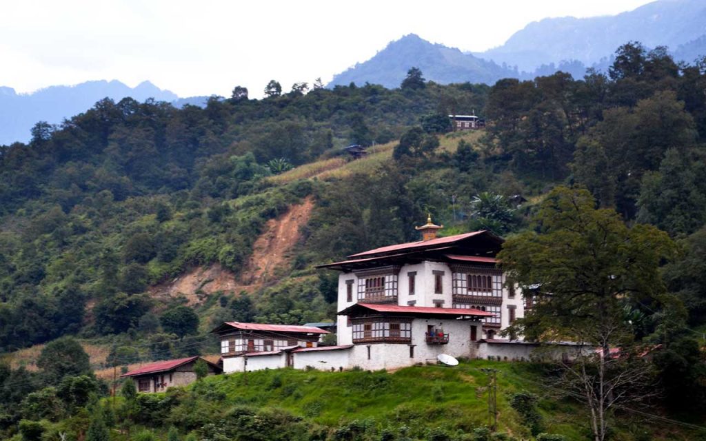 Jangchubling Dzong, Place to Visit in Lhuentse, Attraction in Lhuentse