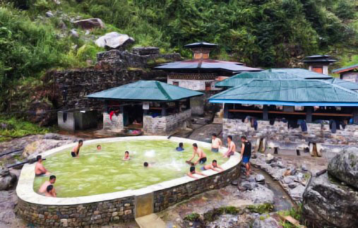 Gasa Tshachu, Place to Visit in Gasa-Attraction in Gasa