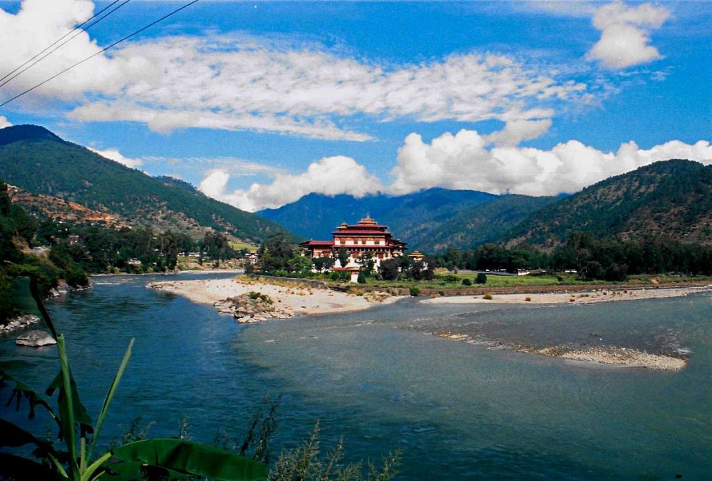 Pho Mochu River,, Place to Visit in Punakha, Bhutan-Attraction in Punakha