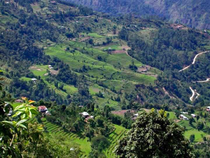 Tsholingkhar Viewpoint, Place to Visit in Tsirang-Attractions in Tsirang