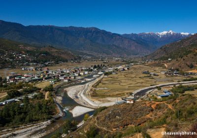 Small Family Travel, Journey-Through-Bhutanese-Eye-Paro-Town
