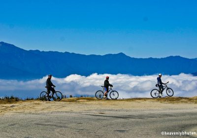 Tour-on-Wheels, Cycling-at-high-Passes, Cycle Across Bhutan