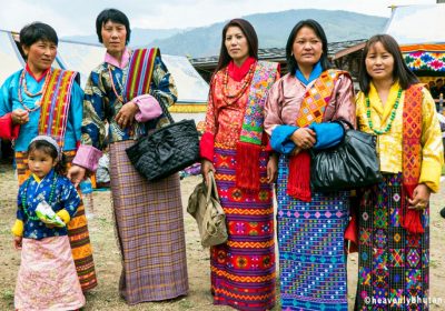 Girls Photography, Weaving, Women Bhutan, Kira
